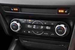 2016 Mazda 3 SP25 GT