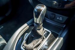 2022 Nissan X-TRAIL ST
