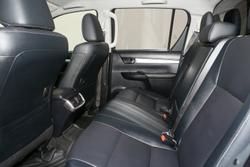 2019 Toyota Hilux SR5