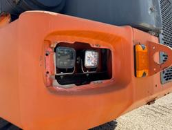 2009 Hitachi Ah 400D