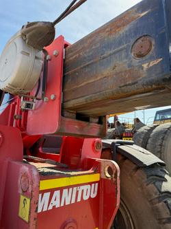 2012 Manitou Mht10225l