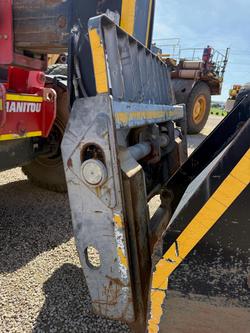 2012 Manitou Mht10225l