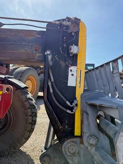 2012 Manitou Mht10225l