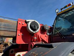 2012 Manitou Mht10225l