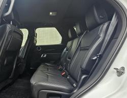 2017 Land Rover Discovery TD6 SE Series 5 MY17 4X4 Dual Range Fuji White