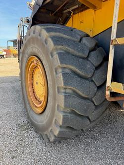 Komatsu Wa600-6