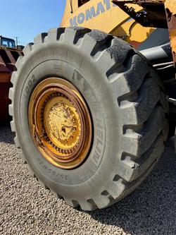 Komatsu Wa600-6