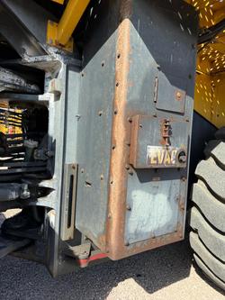 Komatsu Wa600-6