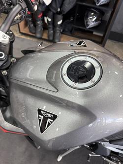 2023 Triumph STREET TRIPLE RS SILVER