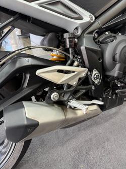 2023 Triumph STREET TRIPLE RS SILVER