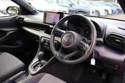 2024 Toyota Yaris Ascent Sport