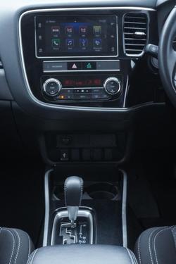 2019 Mitsubishi Outlander ES