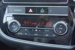 2019 Mitsubishi Outlander ES