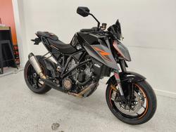 2017 Ktm 1290 SUPER DUKE R Black