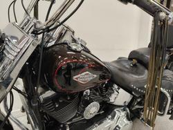 2011 Harley-davidson FLSTC HERITAGE SOFTAIL CLASSIC MAROON