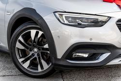 2018 Holden Calais V