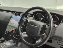 2019 Land Rover Discovery SD6 SE Series 5 MY20 4X4 Dual Range Santorini Black