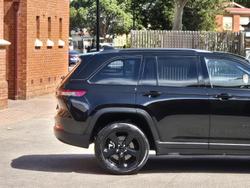 2022 Jeep Grand Cherokee Night Eagle