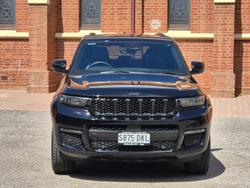 2022 Jeep Grand Cherokee Night Eagle