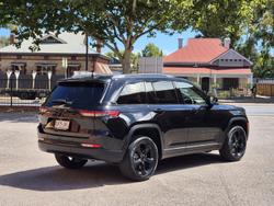 2022 Jeep Grand Cherokee Night Eagle