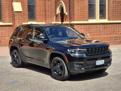 2022 Jeep Grand Cherokee Night Eagle