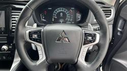 2022 Mitsubishi Pajero Sport Exceed