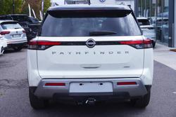 2024 Nissan Pathfinder Ti-L