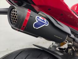 2025 DUCATI PANIGALE V2 S Red