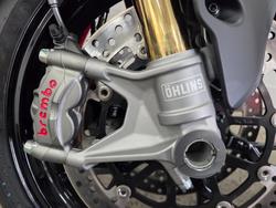 2025 DUCATI PANIGALE V2 S Red