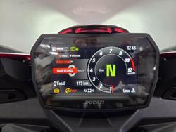 2025 DUCATI PANIGALE V2 S Red