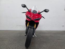 2025 DUCATI PANIGALE V2 S Red