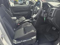 2025 NISSAN D27 ST
