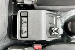 2025 Isuzu F Series FRR 110-240 AM R52