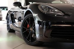 2017 Porsche 718 Cayman