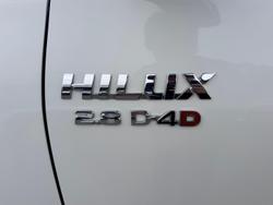 2020 Toyota Hilux SR