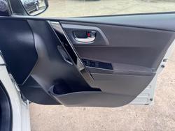 2018 Toyota Corolla Ascent Sport ZRE182R Crystal Pearl