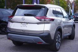 2025 Nissan X-TRAIL ST-L