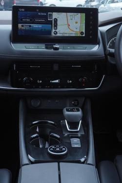 2025 Nissan X-TRAIL ST-L