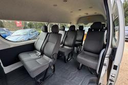 2018 Toyota Hiace Commuter