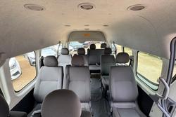 2018 Toyota Hiace Commuter