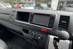 2018 Toyota Hiace Commuter