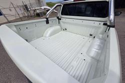 2024 Nissan Navara ST D23 MY24 4X4 Dual Range White