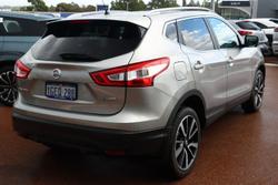 2016 Nissan QASHQAI Ti