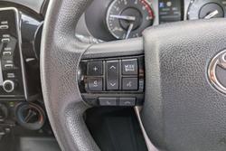 2020 Toyota Hilux SR