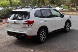 2022 Subaru Forester 2.5i