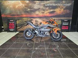 Yamaha YZF-R3SP
