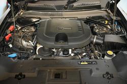 2023 Land Rover Defender 110 D300 X-Dynamic HSE