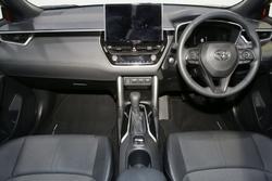 2024 Toyota Corolla Cross GXL