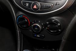 2017 Hyundai Accent Active