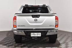2018 Nissan Navara ST-X
